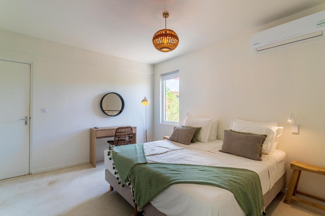 Villa Gemini In El Pueblo Villas クラレンダイク エクステリア 写真